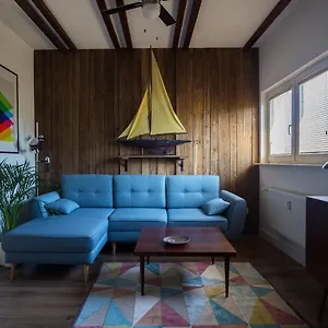 żółty żagiel Apartament